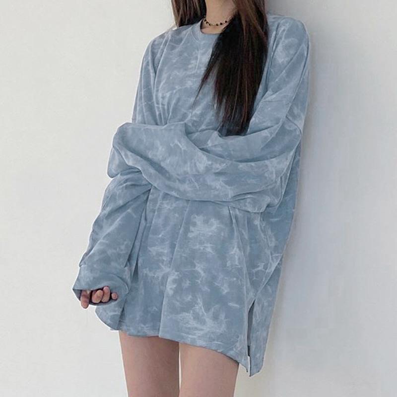 Crewneck Sweatshirt Women Oversized Hoodies Tie-dye Printed Loose Long Sleeve Top Pullover Sweatshirt Vintage Fashion Casual, Blue
Crewneck Sweatshirt Women Oversized Hoodies Tie-dye Printed Loose Long Sleeve Top Pullover Sweatshirt Vintage Fashion Casual, Blue