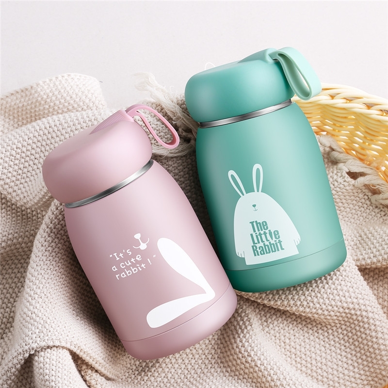 Kids Baby Feeding Bottle Cute Cartoon Print Thermos Cup 304 Stainless Steel Keep Water Hot Suitable For Kids Children School Use Y200330
Kids Baby Feeding Bottle Cute Cartoon Print Thermos Cup 304 Stainless Steel Keep Water Hot Suitable For Kids Children School Use Y200330