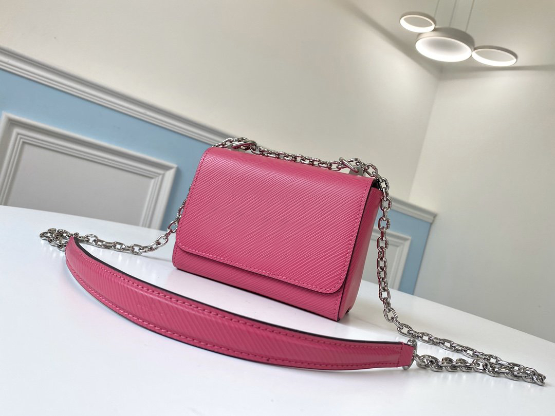 Twist Mini EPI Shoulder Bags Women Leather Designer Handbags M56117 M56118 M56120 Outdoor Bag Black White Pink Chain Handbag 15.5*12.5*7.0cm
Twist Mini EPI Shoulder Bags Women Leather Designer Handbags M56117 M56118 M56120 Outdoor Bag Black White Pink Chain Handbag 15.5*12.5*7.0cm