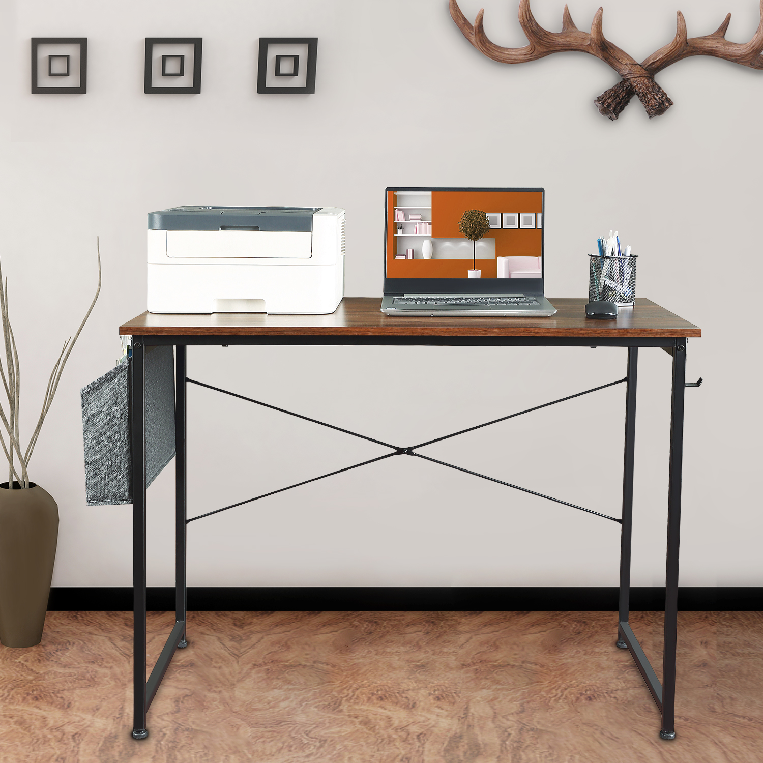 Computer Desk, 39''Industrial Style for Home Office Living room, Small Computer Laptop Table
Computer Desk, 39''Industrial Style for Home Office Living room, Small Computer Laptop Table