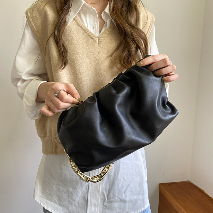 HBP messenger bag handbag handbag new designer bag high quality texture fashion fashion shoulder bag thick chain Pleated All-match, Green
HBP messenger bag handbag handbag new designer bag high quality texture fashion fashion shoulder bag thick chain Pleated All-match, Green