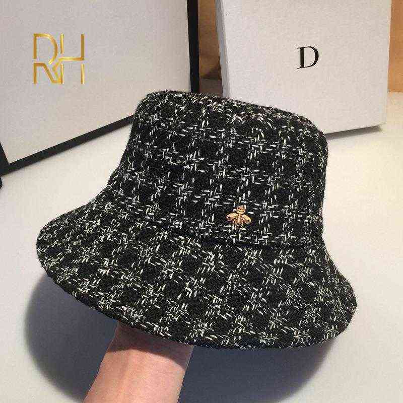 Women Bucket Hats White Black Plaid Cotton Sun Hats for Ladies Designer Fisherman Bucket Hats Winter Hat AA220312
Women Bucket Hats White Black Plaid Cotton Sun Hats for Ladies Designer Fisherman Bucket Hats Winter Hat AA220312