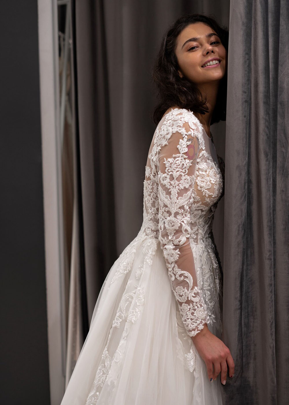Lace Long Sleeves Wedding Dress 2022 Illusion Appliques Tulle Princess Bridal Dresses Bohemian A Line Bride Gowns Vestidos de Noiva Robe Mariage