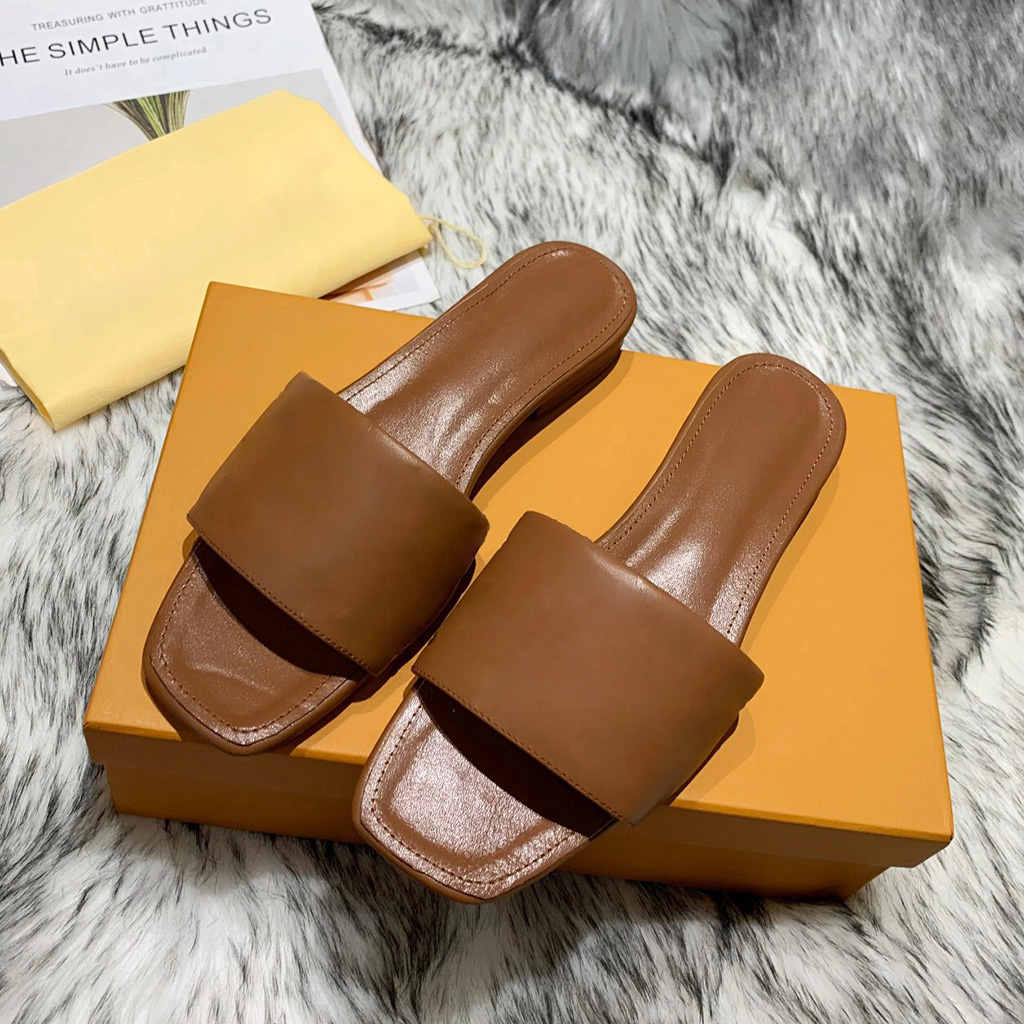 Designer Revival Flat Mules Slipper Men Women Slides Sandals Designer Shoes Black Pink Orange Blue WATERFRONT White Leather Flip 2022, Color#1
Designer Revival Flat Mules Slipper Men Women Slides Sandals Designer Shoes Black Pink Orange Blue WATERFRONT White Leather Flip 2022, Color#1