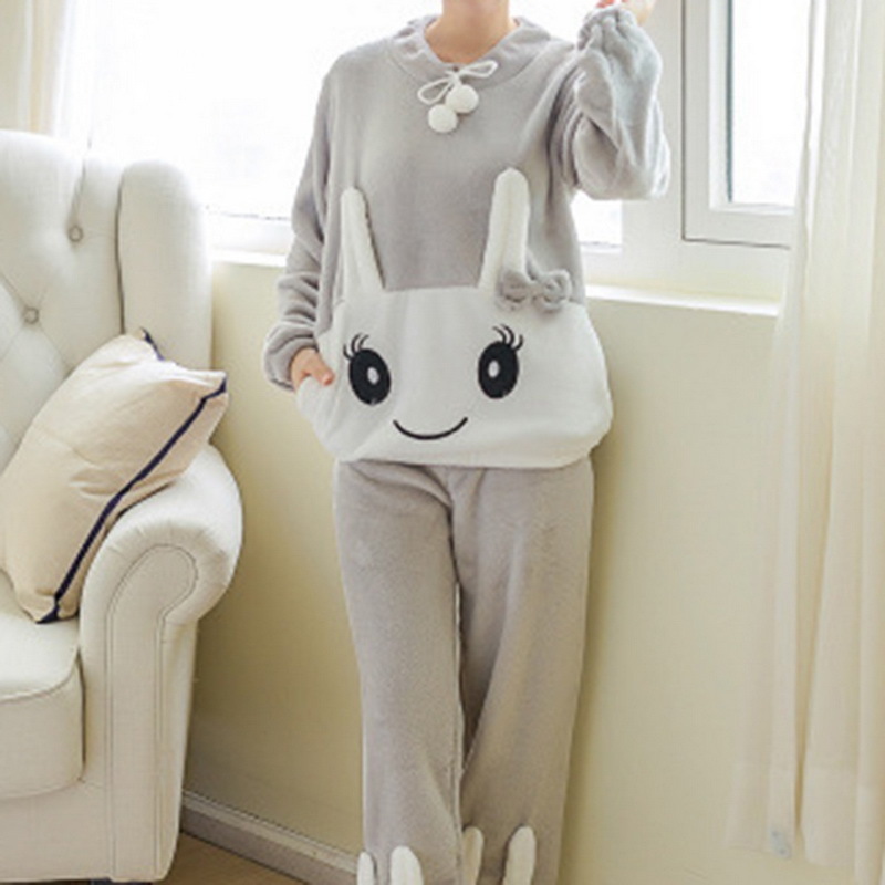 Winter Pajamas Women Korean Sleepwear Cute Cartoon Flannel Pajamas Set Velvet Warm Pijama Round Neck Pyjama Homewear Women 201113
