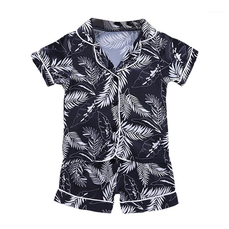 Boy girls pyjamas summer cotton kids clothes New sets short sleeve clothes sets Leaf Printing Stripe Print Shorts1
Boy girls pyjamas summer cotton kids clothes New sets short sleeve clothes sets Leaf Printing Stripe Print Shorts1