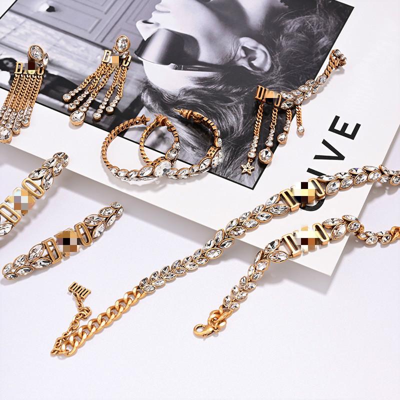 D family/Dijia wheat ear Horse Eye series Wings diamond tassel ear clip earring female necklace bracelet hairpin brooch
D family/Dijia wheat ear Horse Eye series Wings diamond tassel ear clip earring female necklace bracelet hairpin brooch