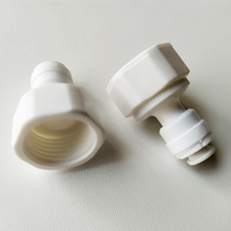 Connector for the 1/4 inch water hose and 1/2 inch female thread for the pump Free shipping
Connector for the 1/4 inch water hose and 1/2 inch female thread for the pump Free shipping
