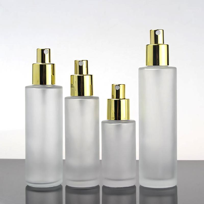 Wholesale cosmetics and skin care packaging 40ml, 40ml clear frosted bottle spray and lotion with gold lid1
Wholesale cosmetics and skin care packaging 40ml, 40ml clear frosted bottle spray and lotion with gold lid1