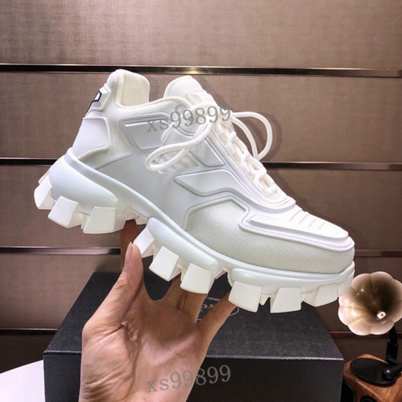 Men progettista Shoe Cloudbust Thunder Knit Sneaker Women Casual Shoe White Black Leather Mesh Lace-Up Flat Triple Vintage lusso Shoes
Men progettista Shoe Cloudbust Thunder Knit Sneaker Women Casual Shoe White Black Leather Mesh Lace-Up Flat Triple Vintage lusso Shoes