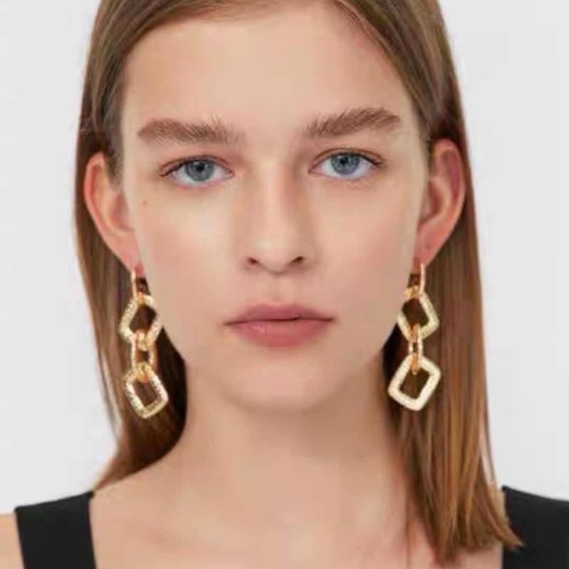 Trendy Gold Dangle Earring Elegant Geometric Square Twist Statement Earrings for Women Girls Minimalist Brincos Punk Jewelry
Trendy Gold Dangle Earring Elegant Geometric Square Twist Statement Earrings for Women Girls Minimalist Brincos Punk Jewelry