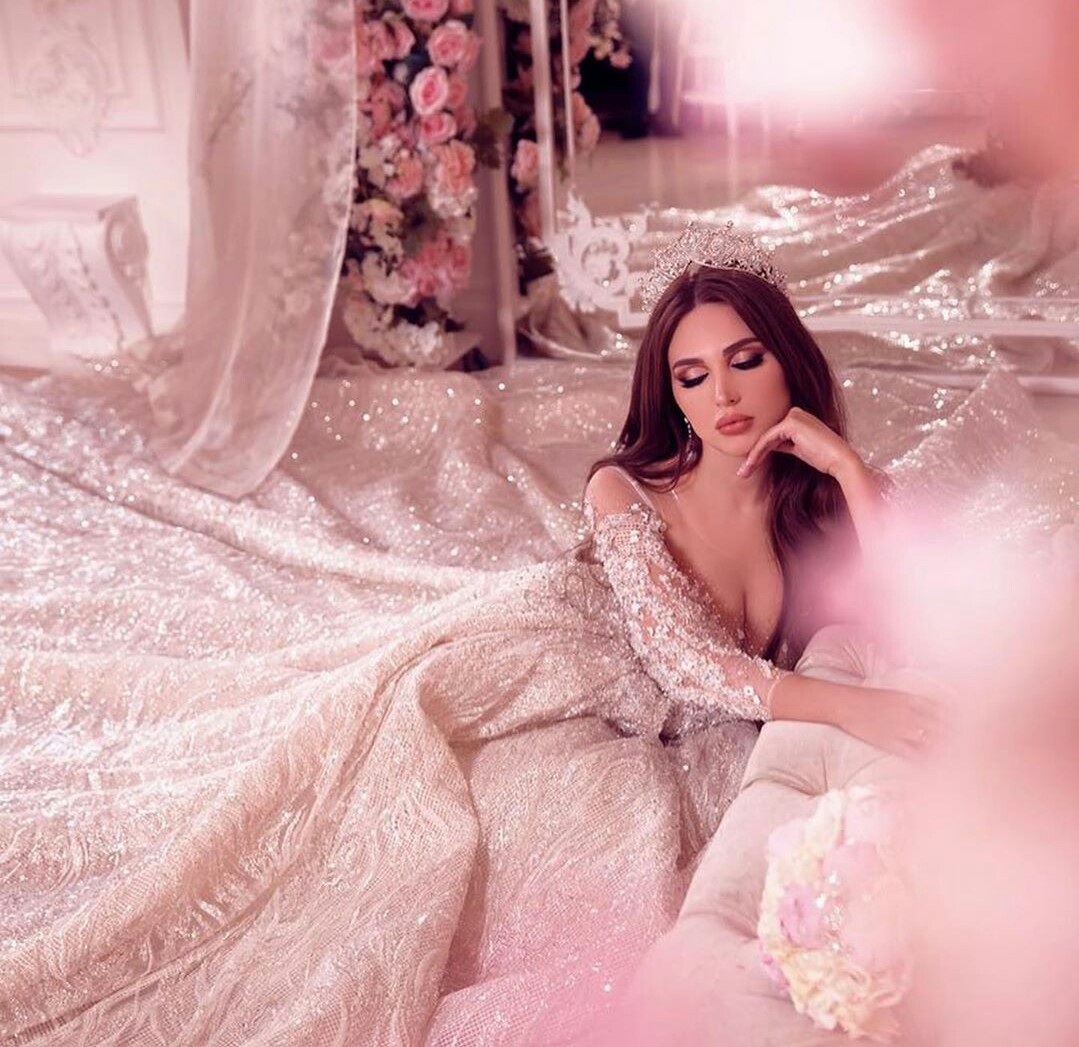 2021 Arabic Luxurious Wedding Dresses Sheer Long Sleeve Shiny Sequined Plus Size vestido de novia Custom Made Lace Bridal Gowns