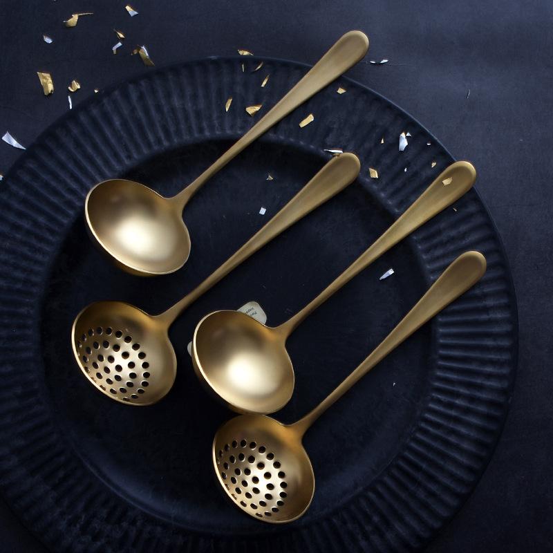 Gold Metal Soup Ladle Colander Set Kitchen Cookware Long Handle Soup Spoon Dinner Kitchenware Serving Spoon Utensil Tools
Gold Metal Soup Ladle Colander Set Kitchen Cookware Long Handle Soup Spoon Dinner Kitchenware Serving Spoon Utensil Tools