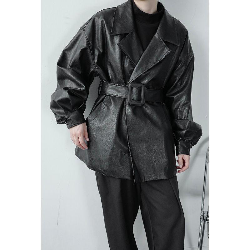 2020 Autumn And Winter New Youth Popular Men' Loose Solid Color Waist Buckle Design Niche Leather Fashion Casual Top Black
2020 Autumn And Winter New Youth Popular Men' Loose Solid Color Waist Buckle Design Niche Leather Fashion Casual Top Black