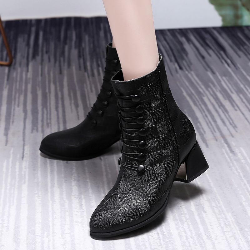 2021 The New Leather Heels High Ankle for Winter Women Lace Even Pointed to the Short Vintage Boots Woman Mujer 5obs, Dark brown.
2021 The New Leather Heels High Ankle for Winter Women Lace Even Pointed to the Short Vintage Boots Woman Mujer 5obs, Dark brown.