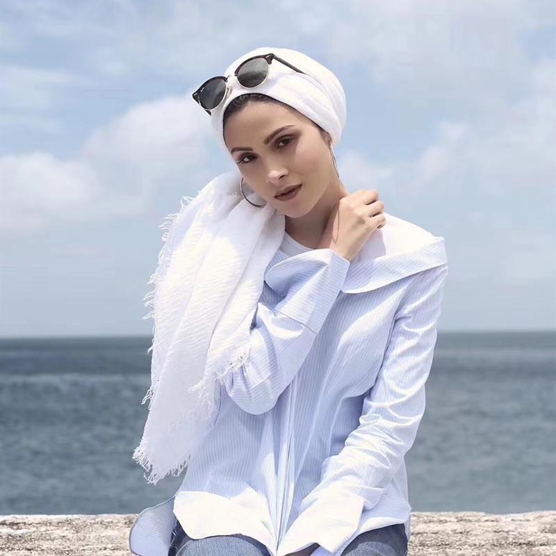 Women Cotton Scarf Popular Fringes Muffler Hijab Femal Soft Solid Shawls Wraps Large Bubble Plain Scarves Black White
Women Cotton Scarf Popular Fringes Muffler Hijab Femal Soft Solid Shawls Wraps Large Bubble Plain Scarves Black White
