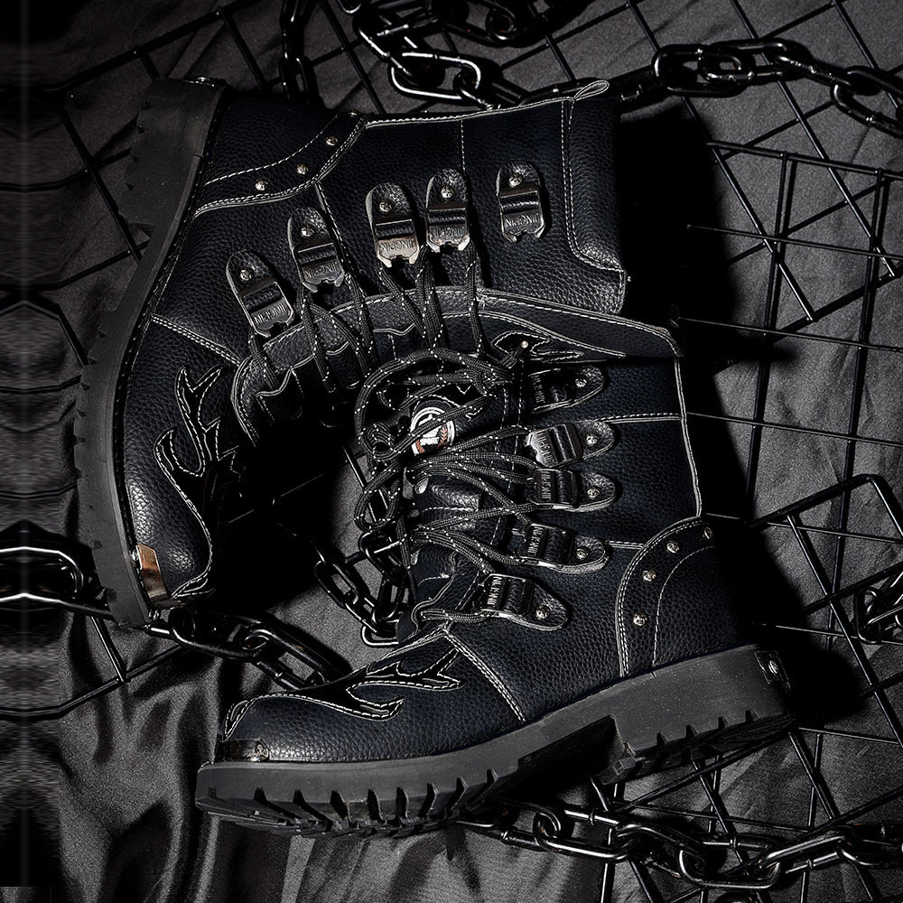 Punk Rock Men Boots Black Leather Ankle Shoes Lace Up Metal Decoration Personality Mens Shoes 201126