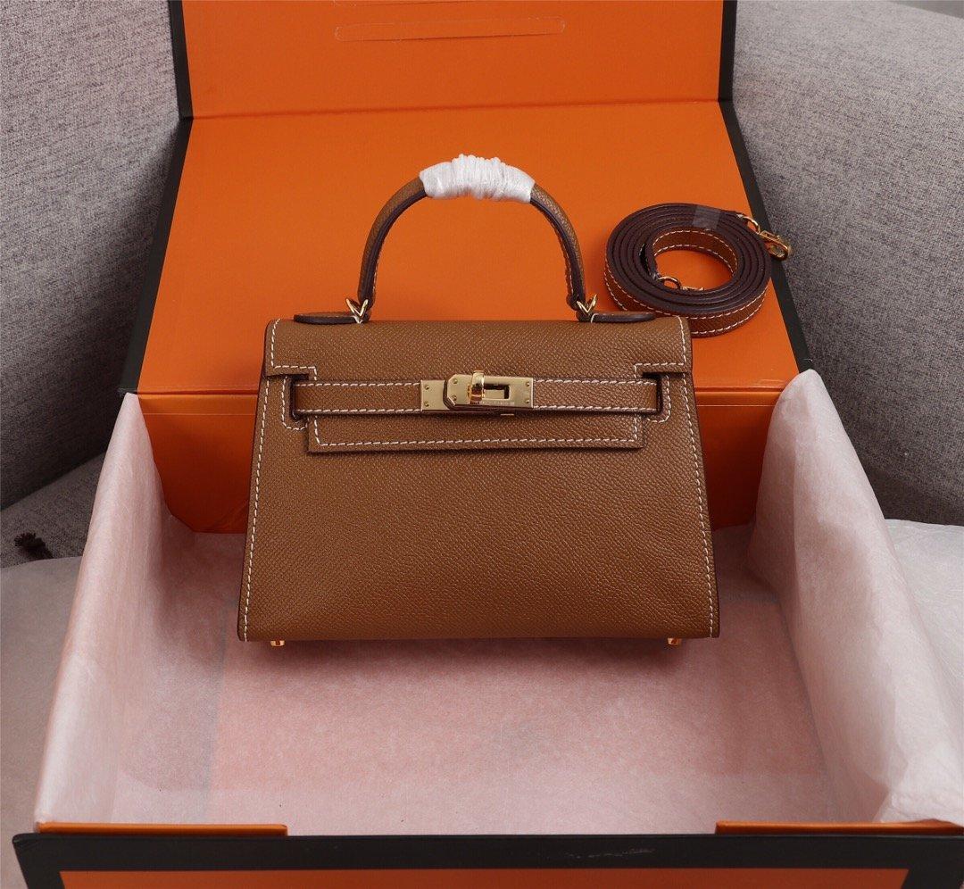Classic Designer Women Handbag Shoulder Bags Style Mini Strap Crossbody Tote Purse High Quality Genuine Leather Handbag palm print 12 color, Red
Classic Designer Women Handbag Shoulder Bags Style Mini Strap Crossbody Tote Purse High Quality Genuine Leather Handbag palm print 12 color, Red