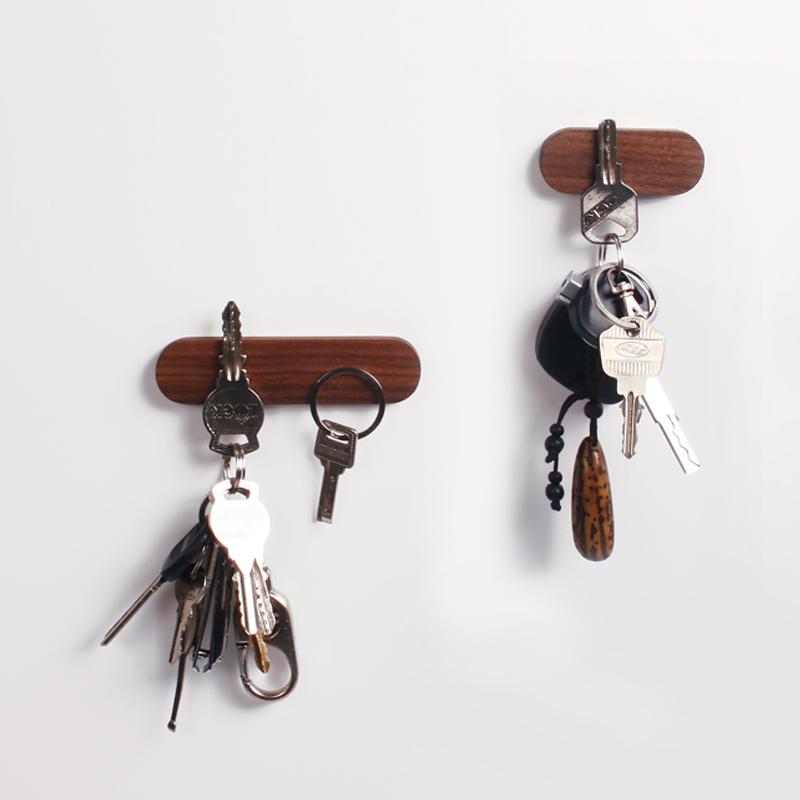 Solid wood key holder Wall hanging Wood wall hanging Car keys Multifunctional suction magnetism Walnut Beech
Solid wood key holder Wall hanging Wood wall hanging Car keys Multifunctional suction magnetism Walnut Beech
