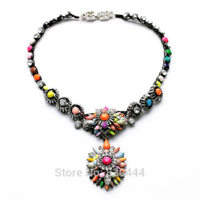 2014 Jewelry Design Women Luxury Color Glass Stone Chain Copper Rhinestone Statement Necklaces & Pendants
2014 Jewelry Design Women Luxury Color Glass Stone Chain Copper Rhinestone Statement Necklaces & Pendants