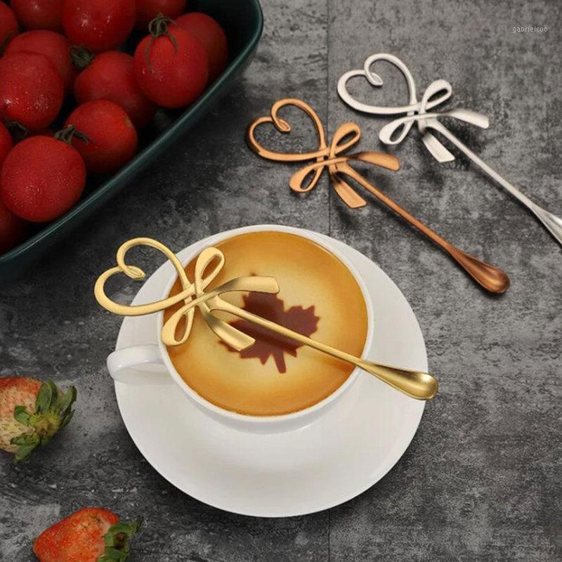Coffee Mixing Spoon Mini Heart LOVE Spoon Long Handle Flatware Coffee Drinking Tools Kitchen Gadget Valentine's Day Gift New1
Coffee Mixing Spoon Mini Heart LOVE Spoon Long Handle Flatware Coffee Drinking Tools Kitchen Gadget Valentine's Day Gift New1
