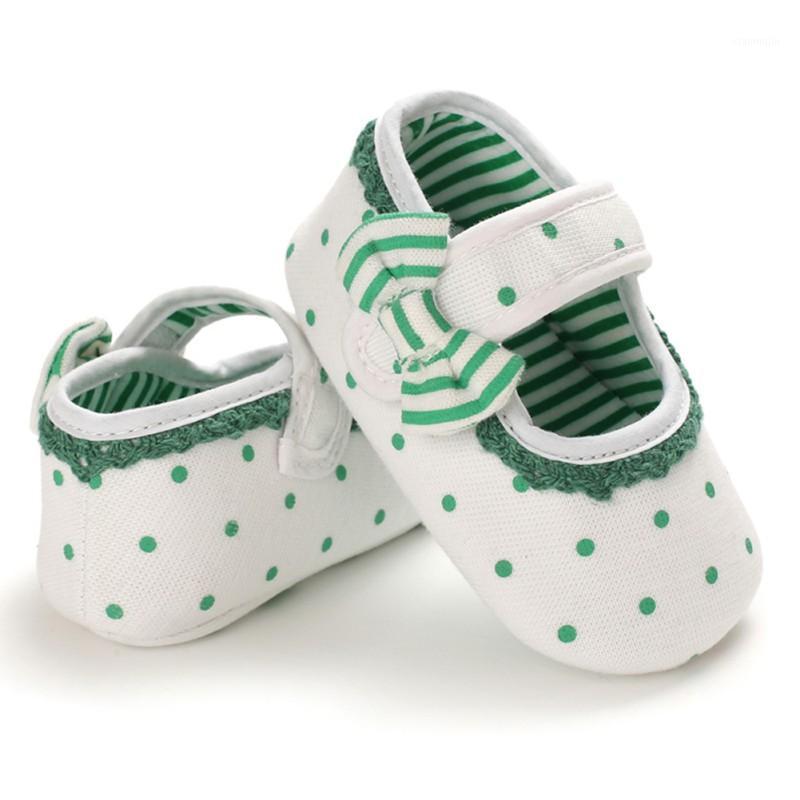 Cute Baby Girl Shoes Breathable Polka Dot Print Bownot Casual Sneakers Toddler Soft Soled Walking Shoes1, Ytm2263 (1)
Cute Baby Girl Shoes Breathable Polka Dot Print Bownot Casual Sneakers Toddler Soft Soled Walking Shoes1, Ytm2263 (1)
