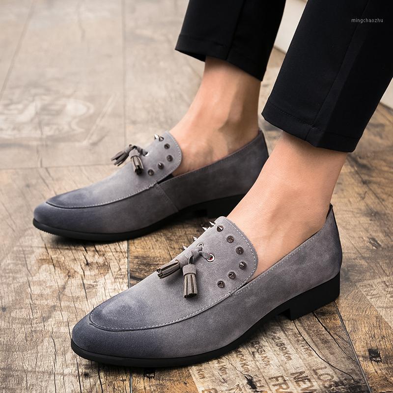 2020 Italian Wedding Dress Formal Shoes Men Elegant Loafers Man Leather Shoes Pointed Toe Business Men Oxford1, Black
2020 Italian Wedding Dress Formal Shoes Men Elegant Loafers Man Leather Shoes Pointed Toe Business Men Oxford1, Black