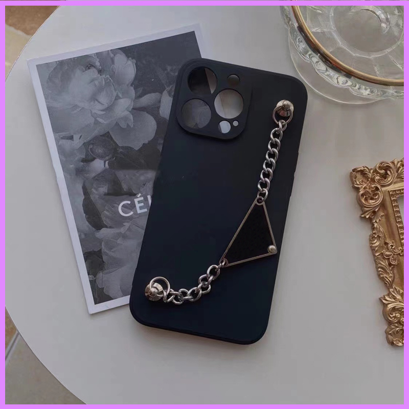 Wholesale Luxury Designer Phone Case Triangle With Chain Cases Soild Fitted Case For Iphone 13 12 11 Pro Max X Xs Xr 7 8 Plus Mini D222236F, Black
Wholesale Luxury Designer Phone Case Triangle With Chain Cases Soild Fitted Case For Iphone 13 12 11 Pro Max X Xs Xr 7 8 Plus Mini D222236F, Black