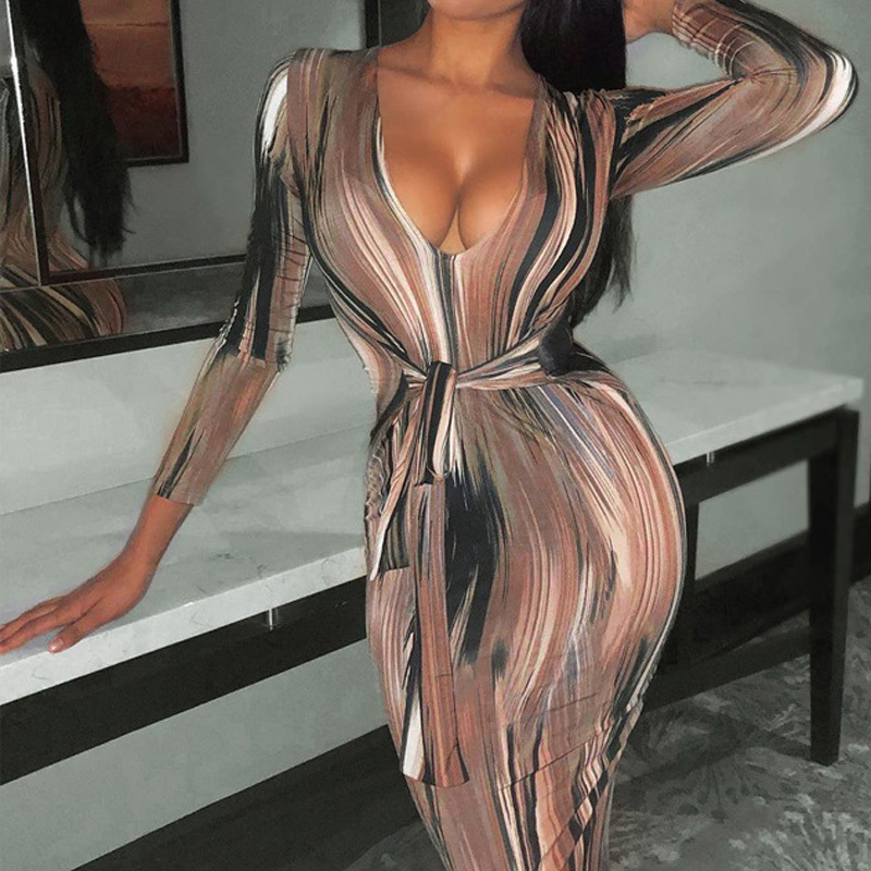 2020 Boho Maxi Dress Bodycon Elegant Long Party Dress Print Women Tight Sexy Club Dresses with Long Sleeve Deep V Neck, Brown
2020 Boho Maxi Dress Bodycon Elegant Long Party Dress Print Women Tight Sexy Club Dresses with Long Sleeve Deep V Neck, Brown