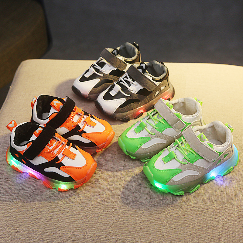 Autumn new children children's light-up shoes female 1-5 years old boys sports shoes children baby toddler shoes
Autumn new children children's light-up shoes female 1-5 years old boys sports shoes children baby toddler shoes