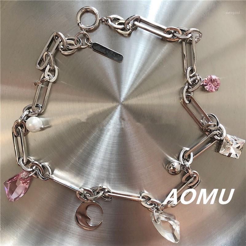 Chokers AOMU Punk Rock Pink Crystal Moon Pendant Pearl Metal Silver Color Chain Choker Necklace Clavicle For Women Jewelry1
Chokers AOMU Punk Rock Pink Crystal Moon Pendant Pearl Metal Silver Color Chain Choker Necklace Clavicle For Women Jewelry1