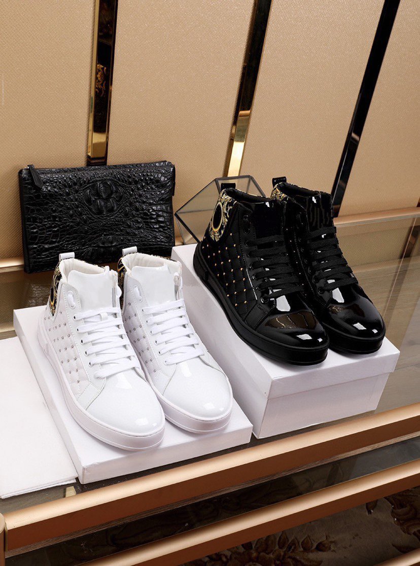 European station spring and summer new classic lacing shoes rivet fashion casual high-top shoes size 38-45
European station spring and summer new classic lacing shoes rivet fashion casual high-top shoes size 38-45