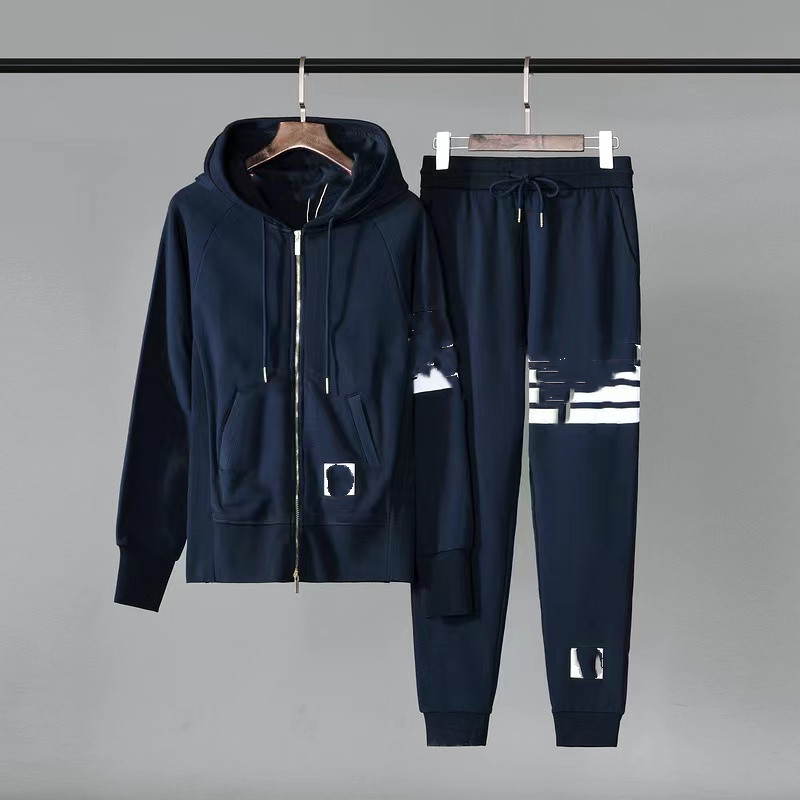 Wholesale designer brand casual T and B hoodie lovers sport coat jacket jacket pure cotton material original standard
Wholesale designer brand casual T and B hoodie lovers sport coat jacket jacket pure cotton material original standard