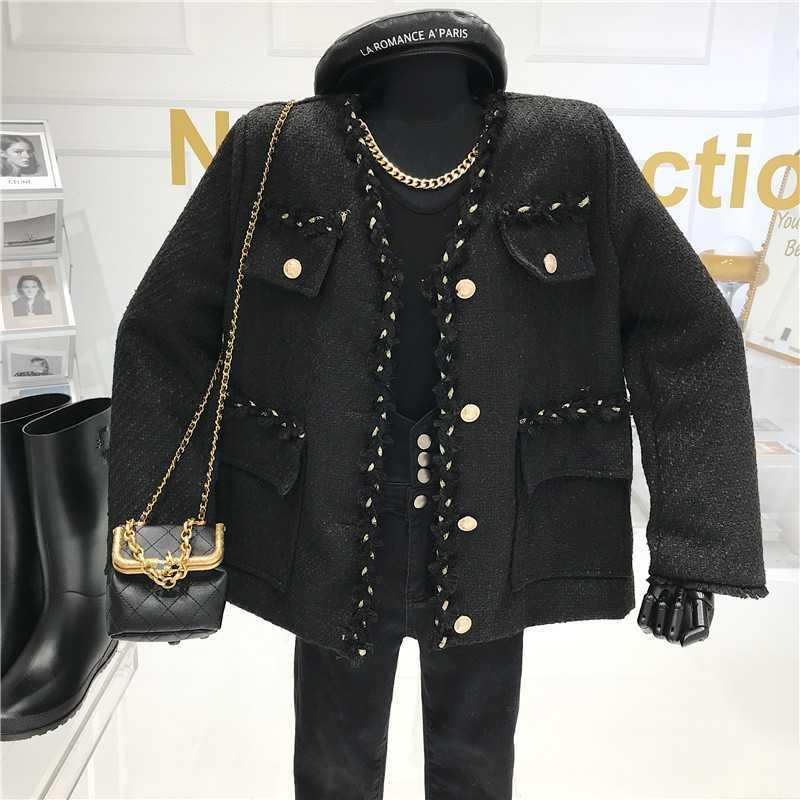 Niche Design Ladies' Tweed V-neck Woolen Short Jacket Women's 2020 Autumn And Winter New Loose Wild Long-sleeved Jacket1, Beige
Niche Design Ladies' Tweed V-neck Woolen Short Jacket Women's 2020 Autumn And Winter New Loose Wild Long-sleeved Jacket1, Beige