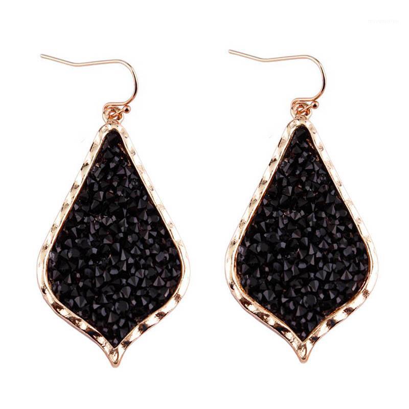 ZWPON 2020 Zinc Alloy Pave Mixture Crystal Resin Black Earrings for Women Fashion Teardrop Statement Earrings Jewelry Wholesale1
ZWPON 2020 Zinc Alloy Pave Mixture Crystal Resin Black Earrings for Women Fashion Teardrop Statement Earrings Jewelry Wholesale1