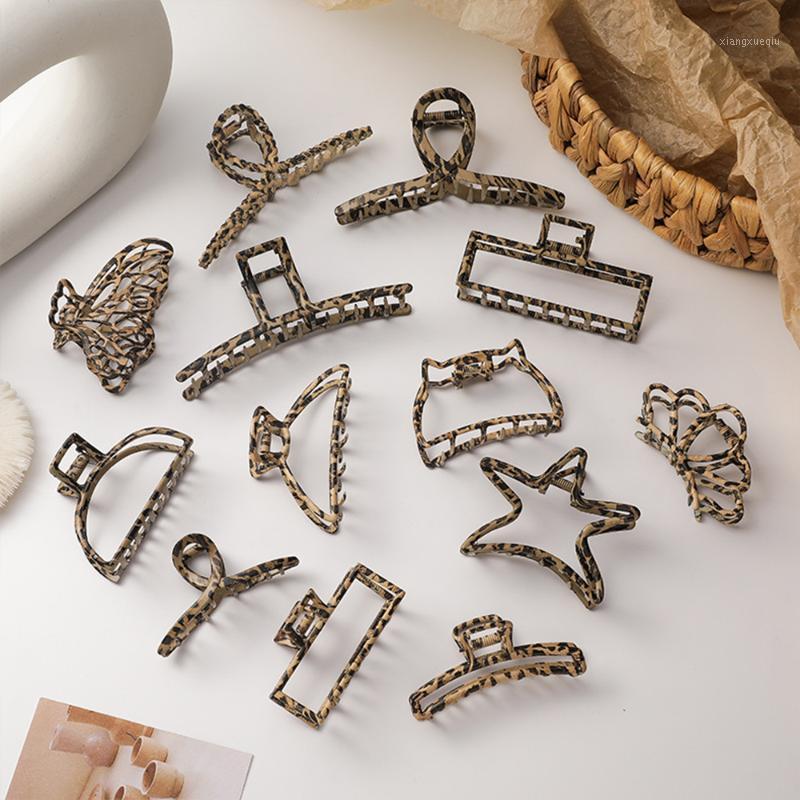 Multi-shape Retro Leopard Hair Simple Wild Big Alloy Clips Clamps Crab Hairpins Headbands Women Accessories, Golden;silver
Multi-shape Retro Leopard Hair Simple Wild Big Alloy Clips Clamps Crab Hairpins Headbands Women Accessories, Golden;silver