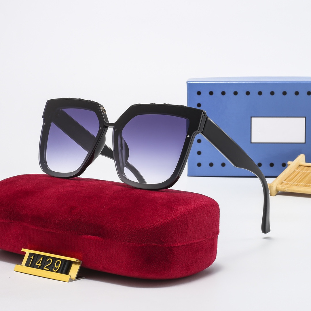 luxury designer sunglasses for men women square Half frame Pilot sun glasses classic fashion eyewear high quality lunettes de soleil pour femmes with leather case
luxury designer sunglasses for men women square Half frame Pilot sun glasses classic fashion eyewear high quality lunettes de soleil pour femmes with leather case