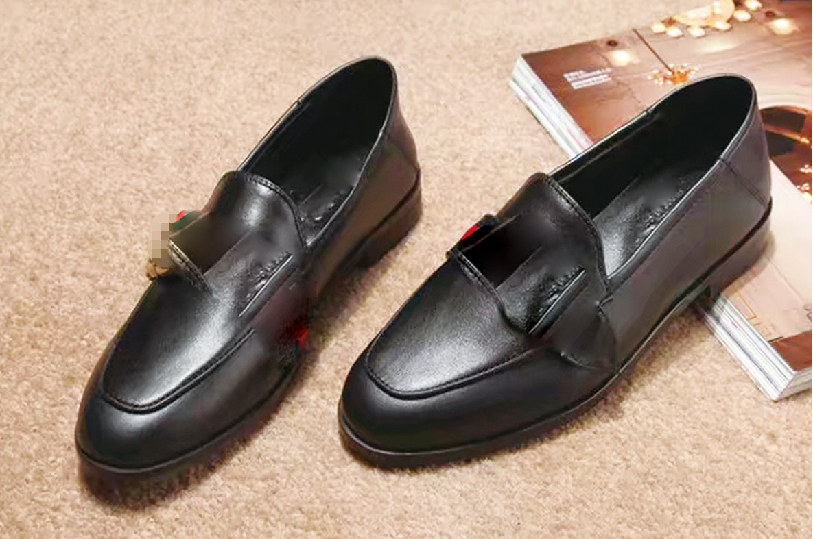 studs Styles tb flat tound square toe Red Bottom Nude Color Newespadrilles women Summer Spring platform with hardware loafer Girls Genuine, Black
studs Styles tb flat tound square toe Red Bottom Nude Color Newespadrilles women Summer Spring platform with hardware loafer Girls Genuine, Black