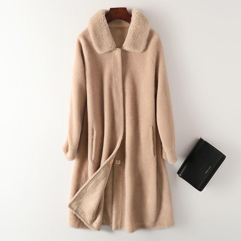 2020 New Natural Real Sheep Fur Coat Winter Women Medium Style Genuine Real Fur Jacket Female High Quality Overcoats Q253, Black
2020 New Natural Real Sheep Fur Coat Winter Women Medium Style Genuine Real Fur Jacket Female High Quality Overcoats Q253, Black