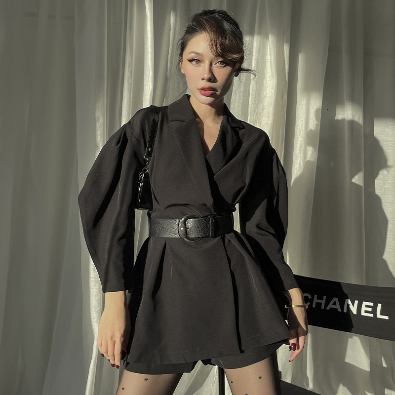 2021 New Vintage Sleeves Black Blazer Vest Women's Bodysuit Waistcoat Piece Outfit Shorts VKT1
2021 New Vintage Sleeves Black Blazer Vest Women's Bodysuit Waistcoat Piece Outfit Shorts VKT1