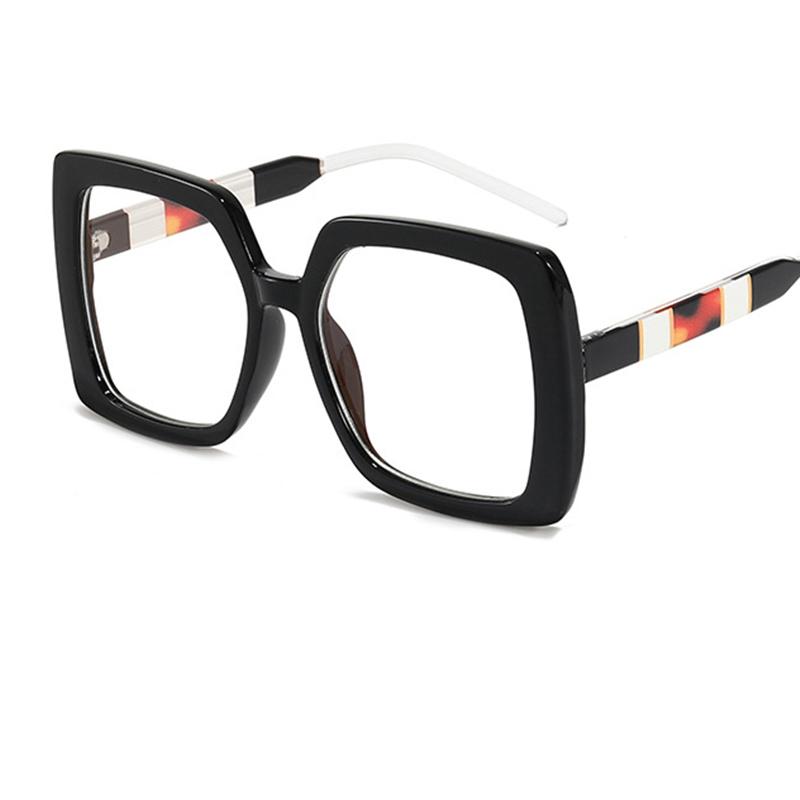 Square Stripe Sunglasses Goggle Men Women Fashion Vintage Glasses Frame Sun Glasses Female Oculos UV400
Square Stripe Sunglasses Goggle Men Women Fashion Vintage Glasses Frame Sun Glasses Female Oculos UV400