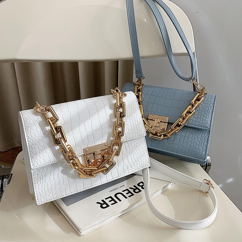 Niche Design 2021 Different Packages Crocodile Pattern Square Bag Chain Handbag Dual-use Bag Width: 23cm, Black
Niche Design 2021 Different Packages Crocodile Pattern Square Bag Chain Handbag Dual-use Bag Width: 23cm, Black