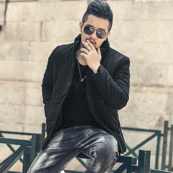 Men Winter Wear New Fashion Black Zipper Short Cotton Men's Collar European Style Warm Thickened Thermal Padded Coat F8278
Men Winter Wear New Fashion Black Zipper Short Cotton Men's Collar European Style Warm Thickened Thermal Padded Coat F8278