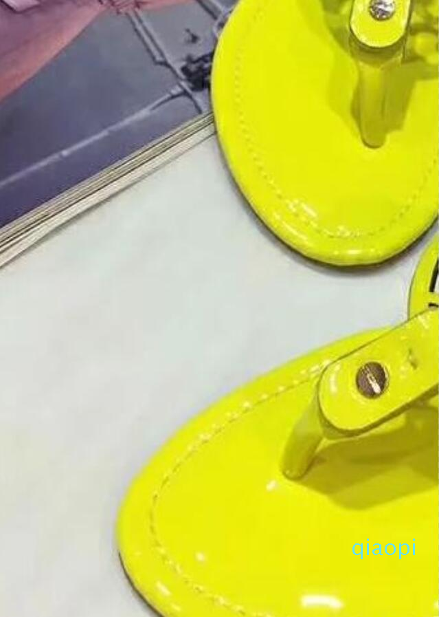 2586431 Sunmmer Slippers Women Sandals Flat Slipper Sandal Studded Girl Shoes Slides Lady Flip Flops 35-43, Price difference
2586431 Sunmmer Slippers Women Sandals Flat Slipper Sandal Studded Girl Shoes Slides Lady Flip Flops 35-43, Price difference