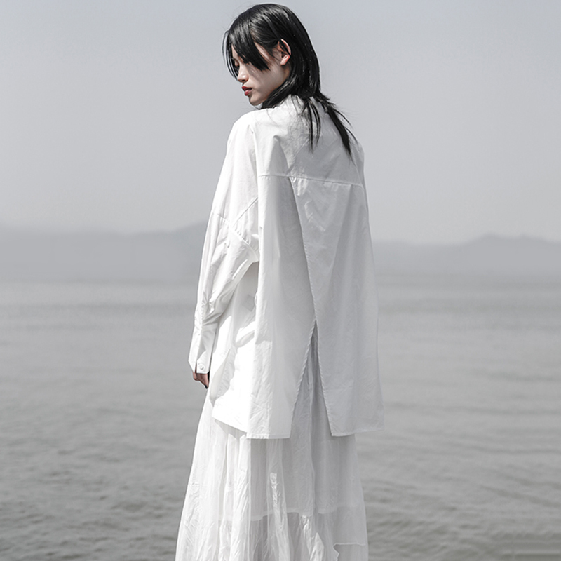 EAM New Spring Autumn Lapel Long Sleeve White Loose Oversize Irregular Loose Shirt Women Blouse Fashion JS921 T200322