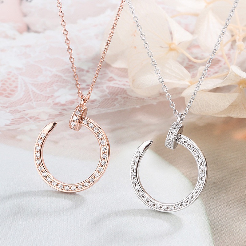 Fashion Jewelry Women's Sterling Silver Crystal Star Moon Diamond Pendant Necklace Non-allergic Non-fading Ladies Love Gift
Fashion Jewelry Women's Sterling Silver Crystal Star Moon Diamond Pendant Necklace Non-allergic Non-fading Ladies Love Gift