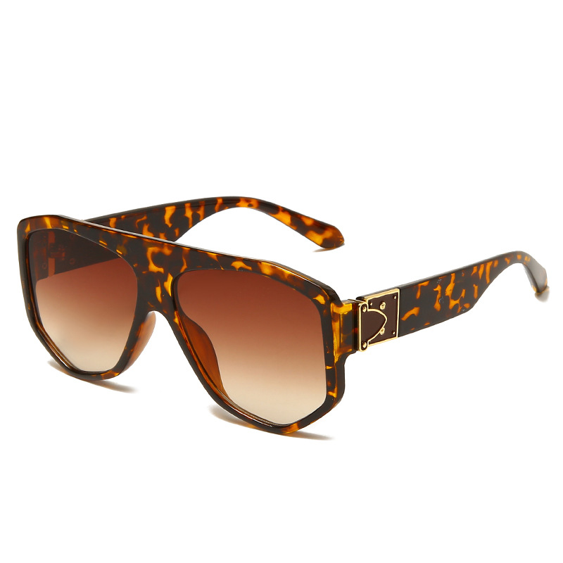Top Quality Classic Womans Sunglasses Fashion UV400 Designer Mens Sun glasses no logo with Box glitter2009
Top Quality Classic Womans Sunglasses Fashion UV400 Designer Mens Sun glasses no logo with Box glitter2009