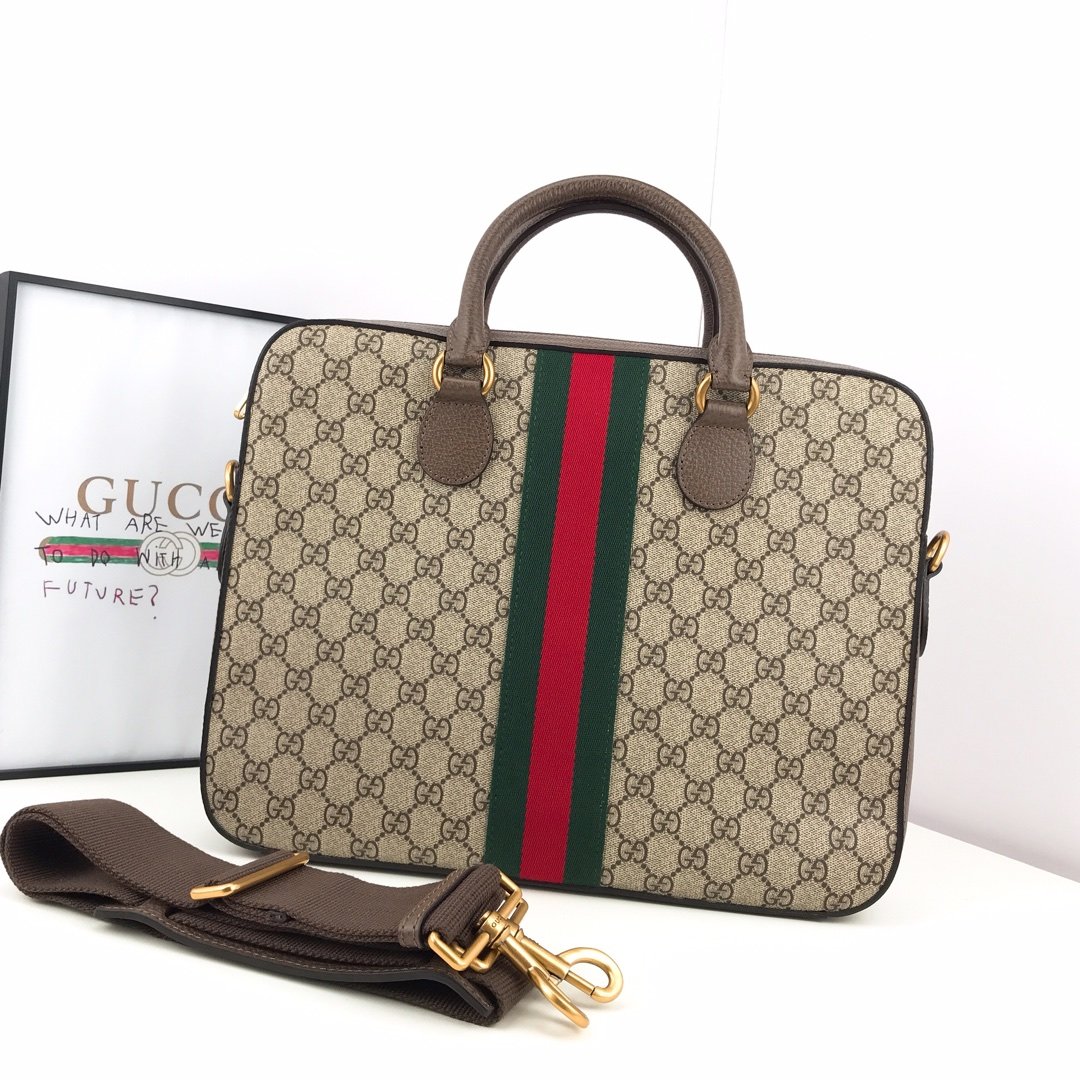 Crocodile Pattern Briefcases Men Soft Leather Shoulder Bag Business office Computer laptop bag Vintage Handbags
Crocodile Pattern Briefcases Men Soft Leather Shoulder Bag Business office Computer laptop bag Vintage Handbags