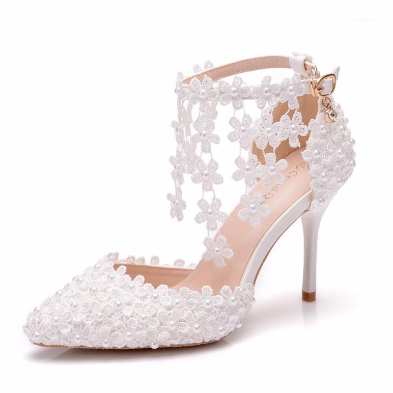 2020 Women Sweet White Lace Flower Tassel Wedding Shoes Wrist Strap Bridal Shoes Thin Heel Pointed Pumps Women's Sandals 34-421
2020 Women Sweet White Lace Flower Tassel Wedding Shoes Wrist Strap Bridal Shoes Thin Heel Pointed Pumps Women's Sandals 34-421
