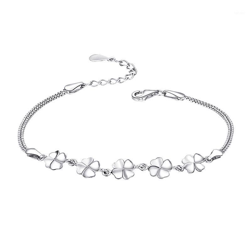 Four-leaf clover silver bracelet female Japanese simple fashion four-leaf flower bracelet for women1
Four-leaf clover silver bracelet female Japanese simple fashion four-leaf flower bracelet for women1